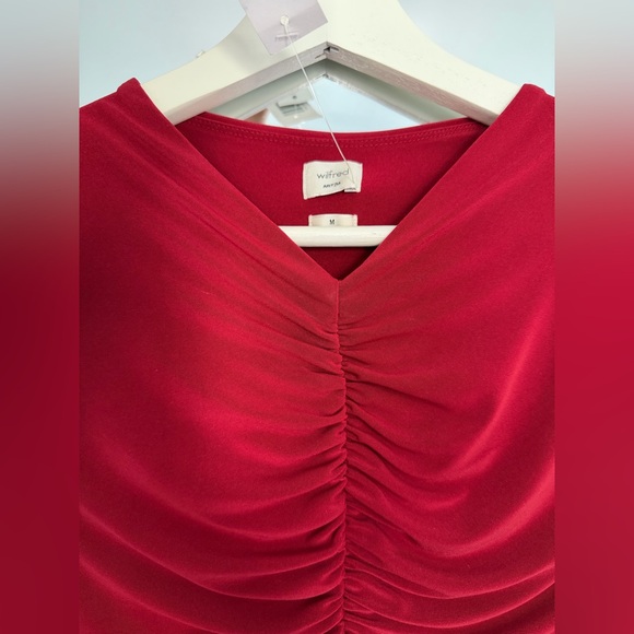 ARITZIA DRESS - Picture 4 of 8